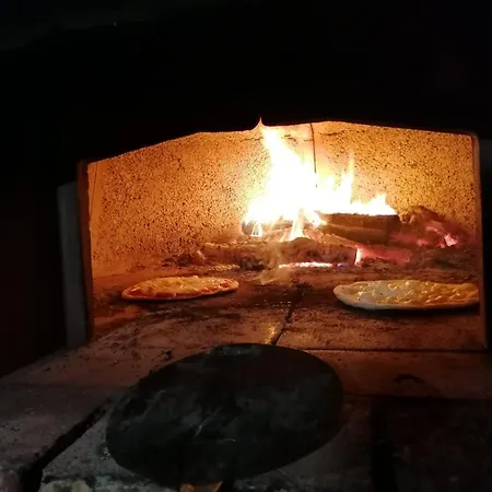 Il Raduno - Max Lelli Bauernhof